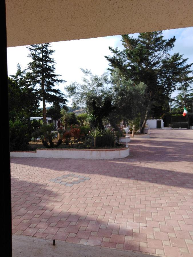 Villa Niscima Caltanissetta Exterior photo