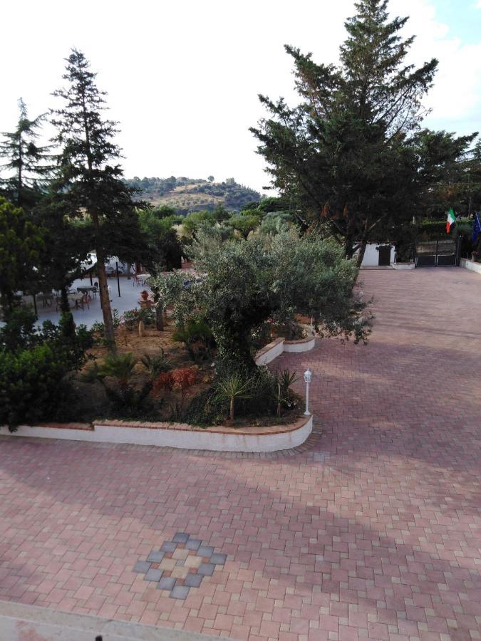Villa Niscima Caltanissetta Exterior photo